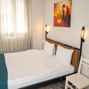 Hot Budget Ortakoy Istambul