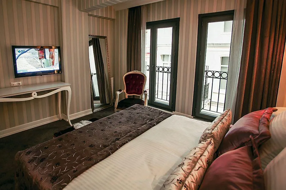 Lucis Pera Hotel Istanbul 3*,